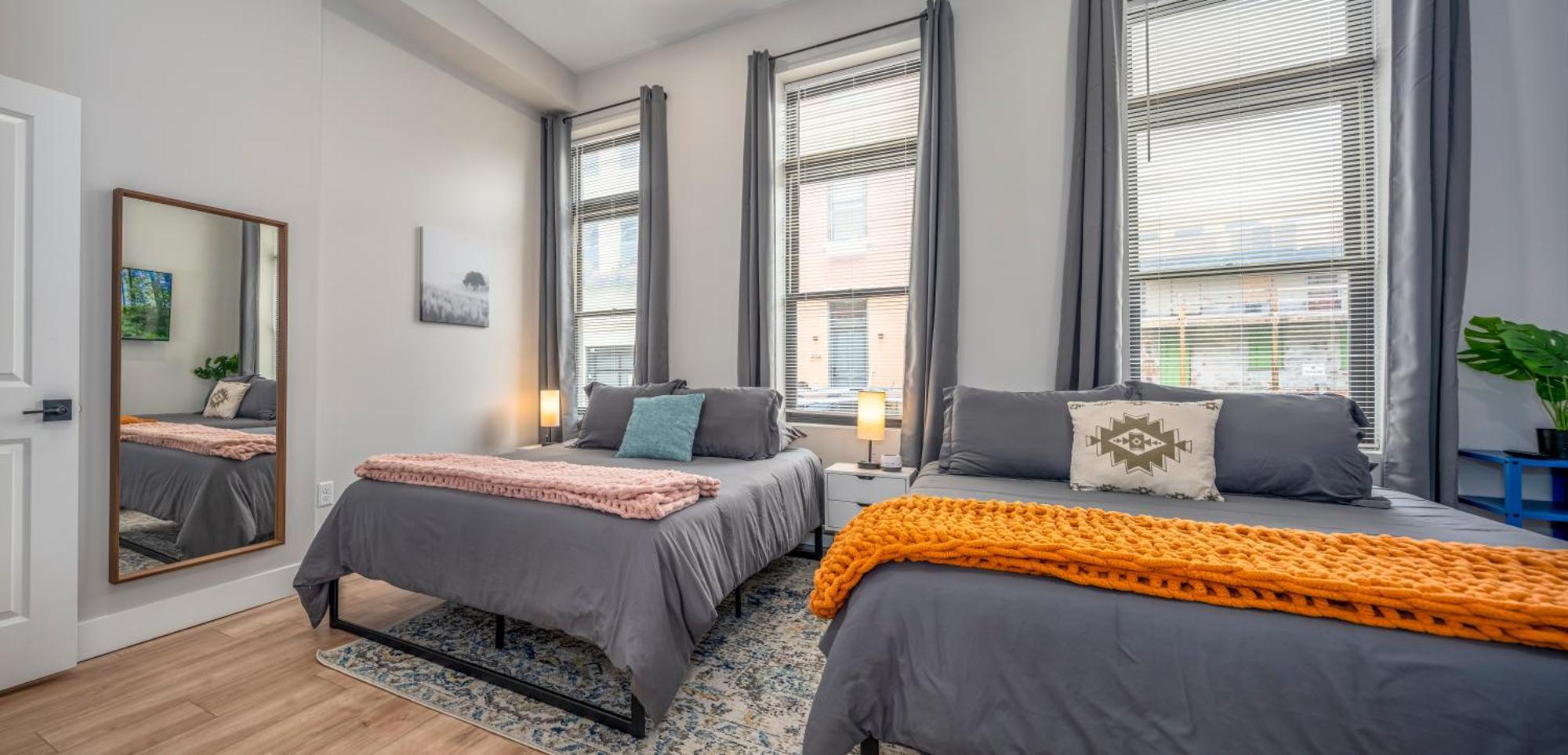 Prime Otr, 3 Lux Queen Beds, Two 55In Tvs, Steps To Tql, Findlay Market, Light Rail, Fast Wifi Cincinnati Eksteriør bilde